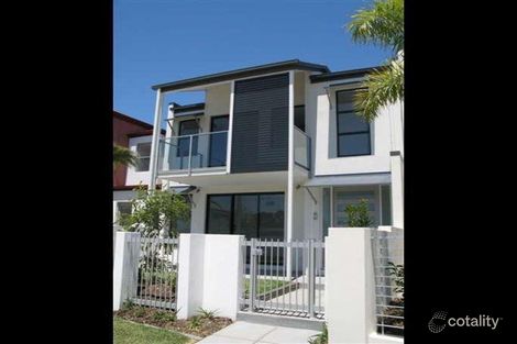 61 Sickle Ave, Hope Island, QLD 4212