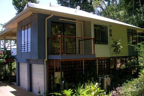 Property photo of 10 Oceanview Place Mooroobool QLD 4870