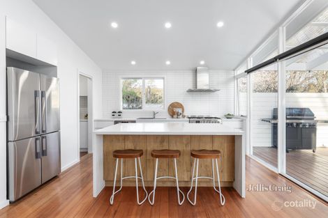 Property photo of 128 Napoleon Street Eltham VIC 3095