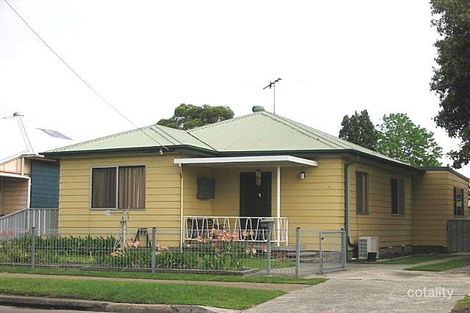 1 Maud St, Mayfield West, NSW 2304