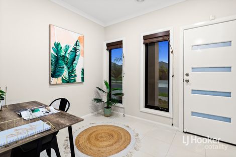 Property photo of 8 Postema Drive Point Cook VIC 3030