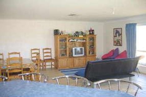 Property photo of 17 Torryburn Way Dubbo NSW 2830