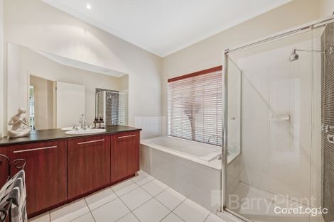 Property photo of 46 Jamieson Way Point Cook VIC 3030
