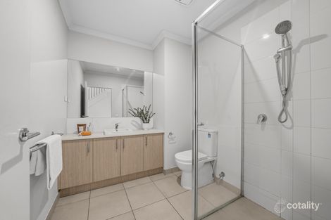 Property photo of 15 Clapton Lane Donnybrook VIC 3064