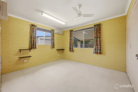 Property photo of 119 Limpus Street Urangan QLD 4655