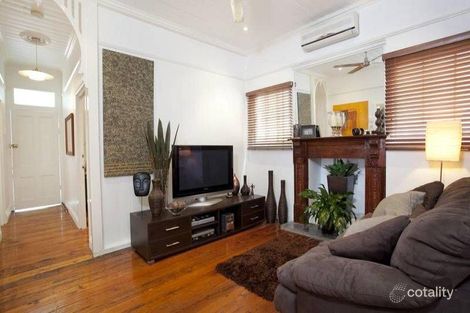 Property photo of 38 Thomas Street Kangaroo Point QLD 4169