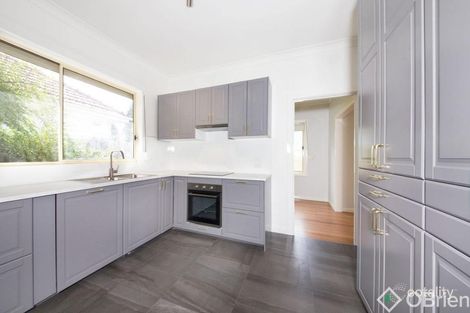 Property photo of 11 Henrietta Street Hampton East VIC 3188