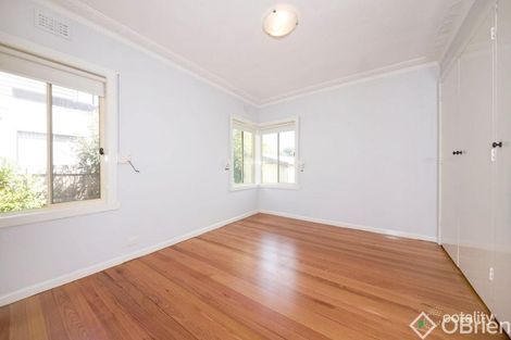 Property photo of 11 Henrietta Street Hampton East VIC 3188