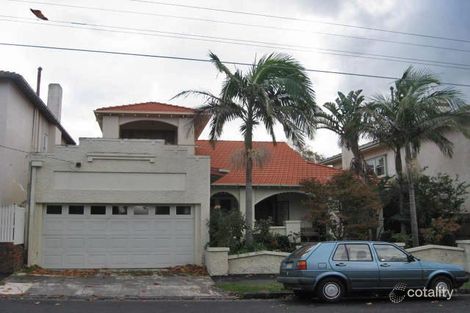 12 Beach Ave, Elwood, VIC 3184