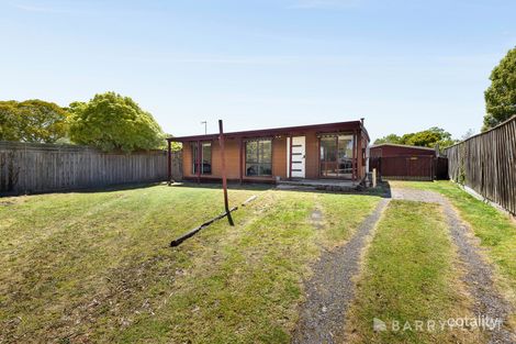 Property photo of 2 Steele Court Cranbourne North VIC 3977