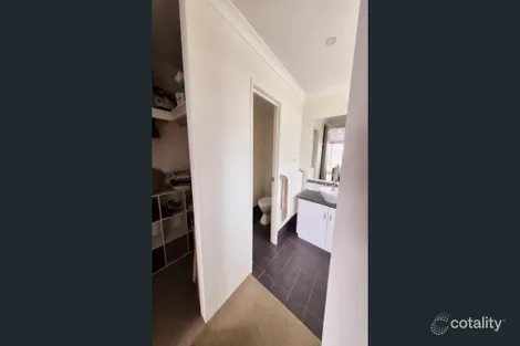 Property photo of 22 Curtin Grove Mount Tarcoola WA 6530