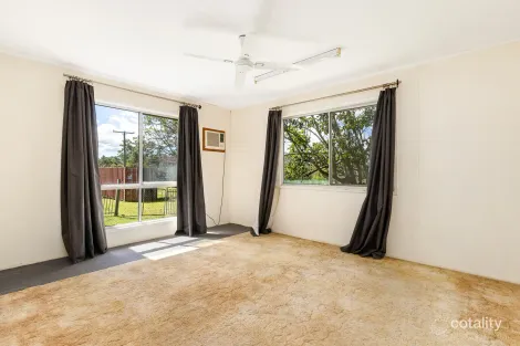 Property photo of 32 Central Road Tinana QLD 4650