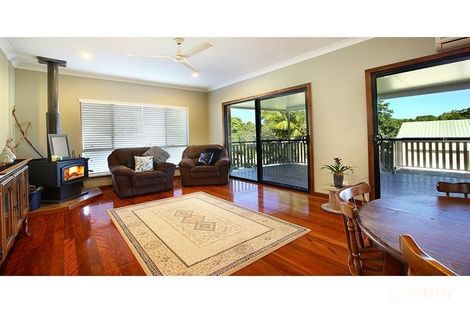 Property photo of 2 Paget Street Mooloolah Valley QLD 4553