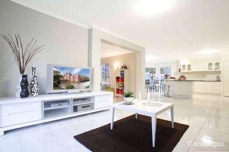 Property photo of 17 Nerreman Gateway Eltham VIC 3095