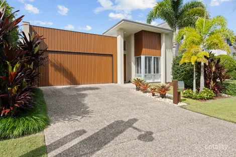 7808 Pavilions Cl, Hope Island, QLD 4212
