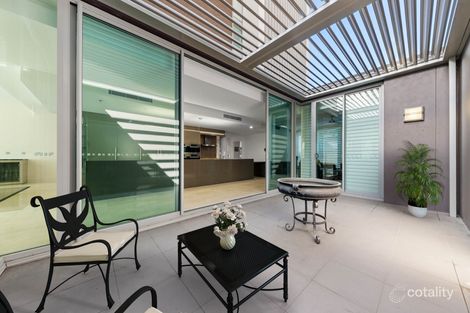 3102/211 King Arthur Tce, Tennyson, QLD 4105