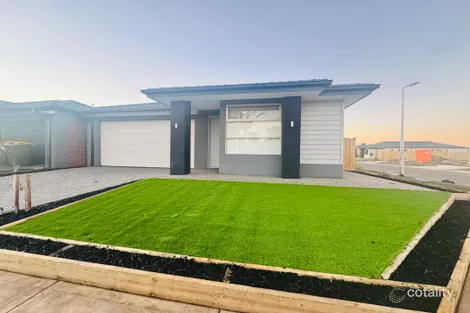 2 Auggie Way, Tarneit, VIC 3029