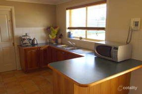 Property photo of 48 Quinlan Run Orange NSW 2800