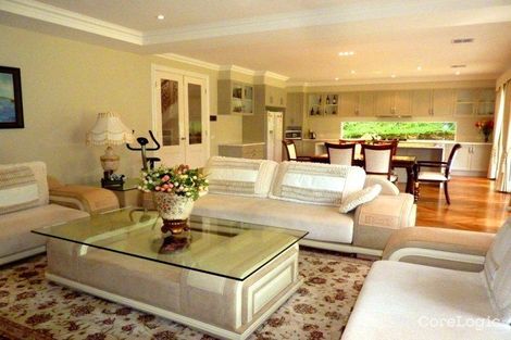 Property photo of 15 Loma Linda Grove Balwyn North VIC 3104