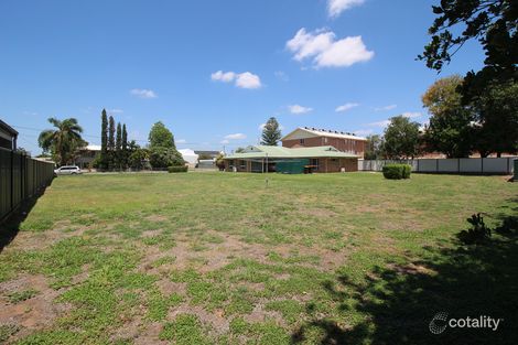 13-15 School Lane, Emerald, QLD 4720