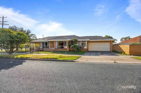 6 Huntington St, Wendouree, VIC 3355