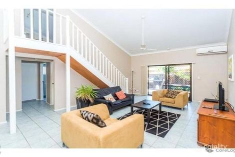 Property photo of 2/140 Oxley Drive Paradise Point QLD 4216