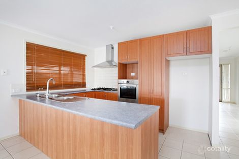 Property photo of 11 Sugar Berry Rise Harkness VIC 3337