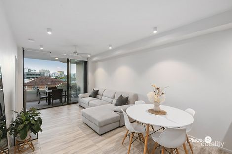Property photo of 313/36 Anglesey Street Kangaroo Point QLD 4169
