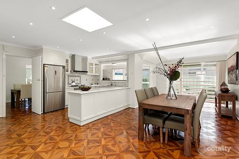 17 Stutt Ave, Doncaster, VIC 3108