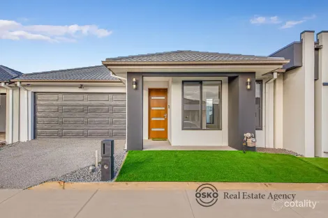 18 Granite Cres, Fraser Rise, VIC 3336