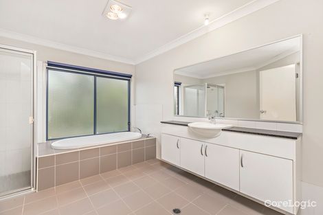 Property photo of 38 Park Avenue Tahmoor NSW 2573