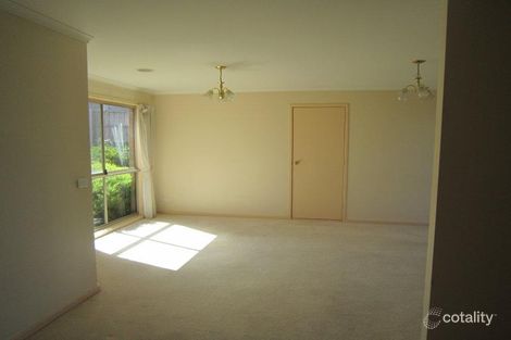 Property photo of 11 Possum Tail Run Sunbury VIC 3429