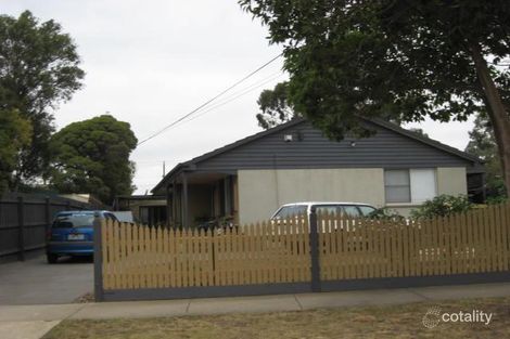 37 Dobell Ave, Sunbury, VIC 3429