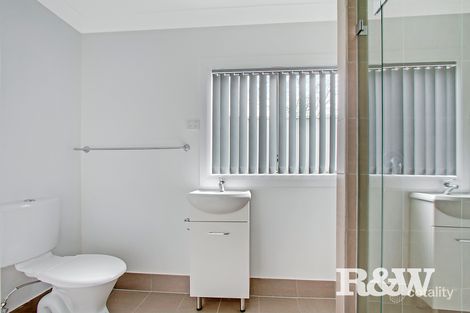 Property photo of 25 Melanesia Avenue Lethbridge Park NSW 2770