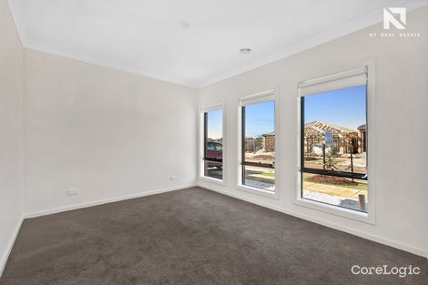 Property photo of 8 Bellview Drive Rockbank VIC 3335