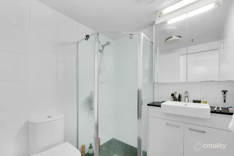 Property photo of 206/18 Thorn Street Kangaroo Point QLD 4169