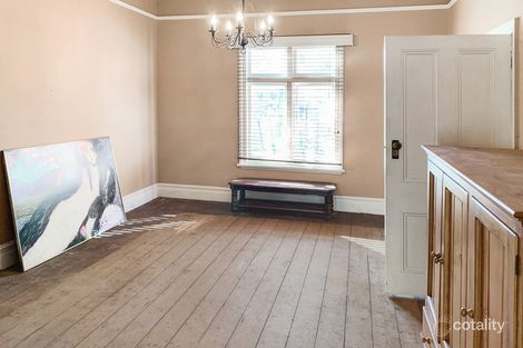 Property photo of 18 Mayfield Grove Caulfield North VIC 3161