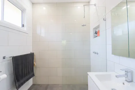 Property photo of 11 Heath Street Turvey Park NSW 2650