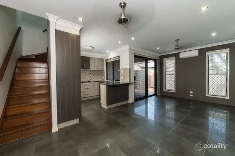 Property photo of 4/8-10 Lambert Drive Moranbah QLD 4744
