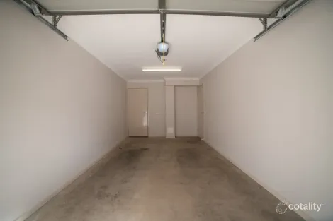 Property photo of 4/8-10 Lambert Drive Moranbah QLD 4744