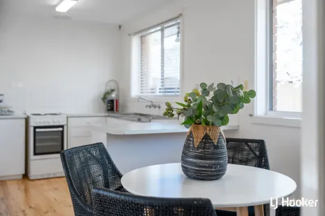 Property photo of 12 Lane Place Spence ACT 2615