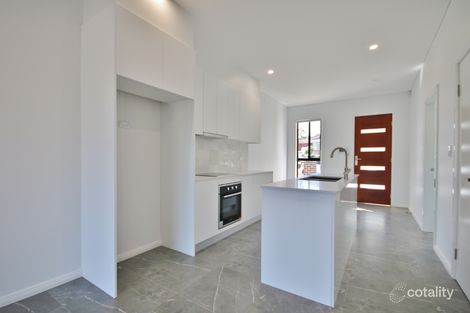 Property photo of 6 Ayres Crescent Georges Hall NSW 2198