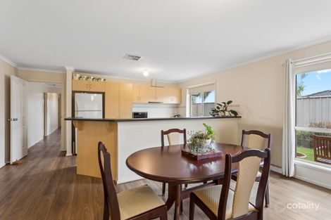 Property photo of 17 McGuire Court Hackham SA 5163