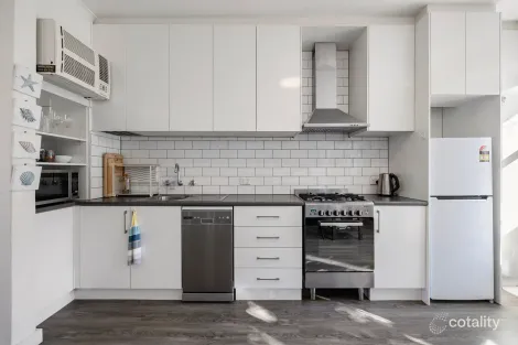 Property photo of 21/40 Waterloo Crescent St Kilda VIC 3182