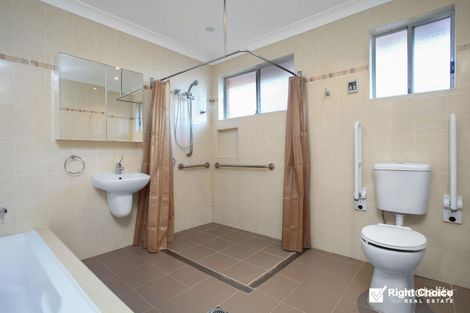 Property photo of 9 Tarra Crescent Oak Flats NSW 2529