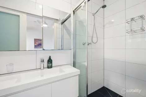 Property photo of 21/40 Waterloo Crescent St Kilda VIC 3182