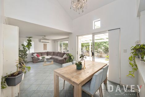 Property photo of 18 Hinderwell Street Scarborough WA 6019