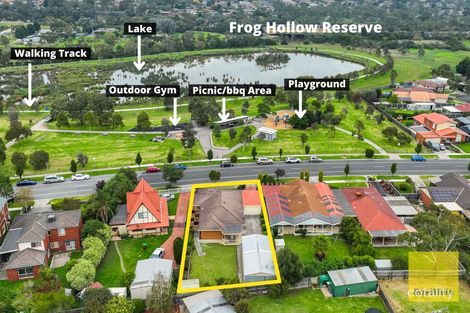 Property photo of 61 David Collins Drive Endeavour Hills VIC 3802