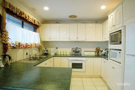 Property photo of 21 Henricks Parade Mount Warrigal NSW 2528
