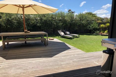 Property photo of 30 Foam Avenue Blairgowrie VIC 3942